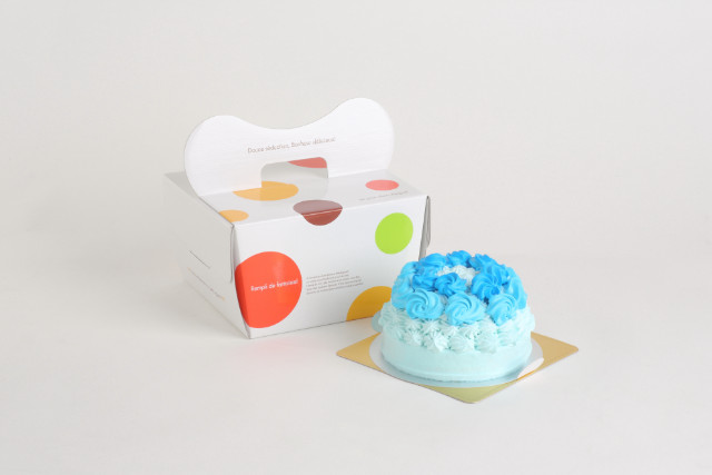 プレゼントにはケーキもおすすめ!